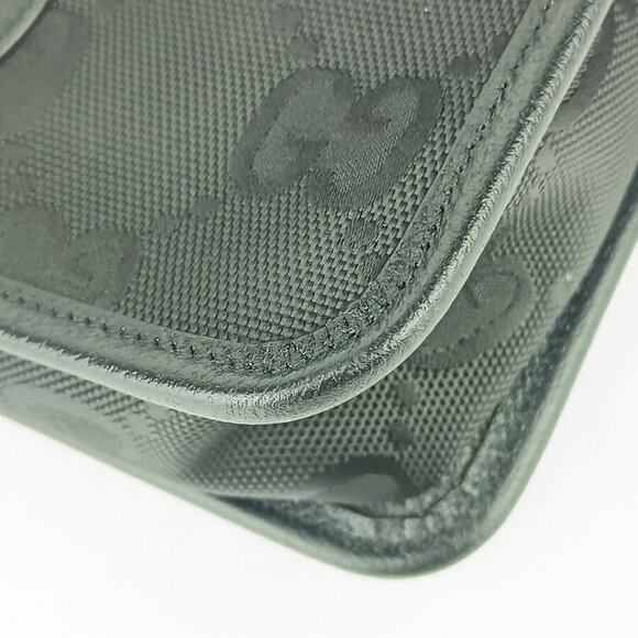 GUCCI Black Leather Pouch - Picture 6 of 9